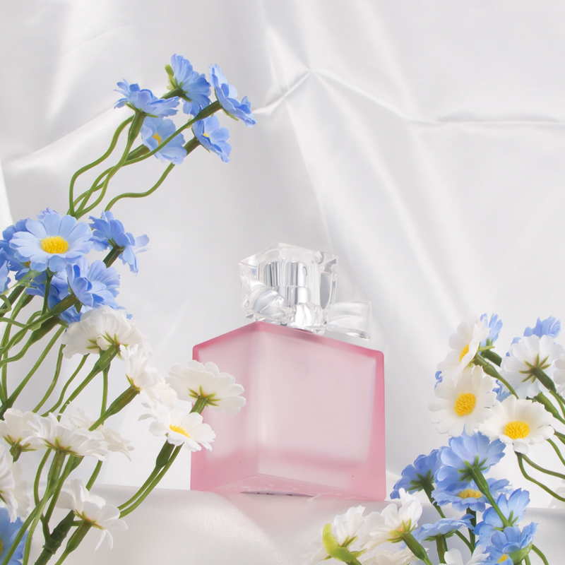 refillable bottle perfume，tiny perfume bottles​，50ml perfume bottle​，pretty perfume bottles​